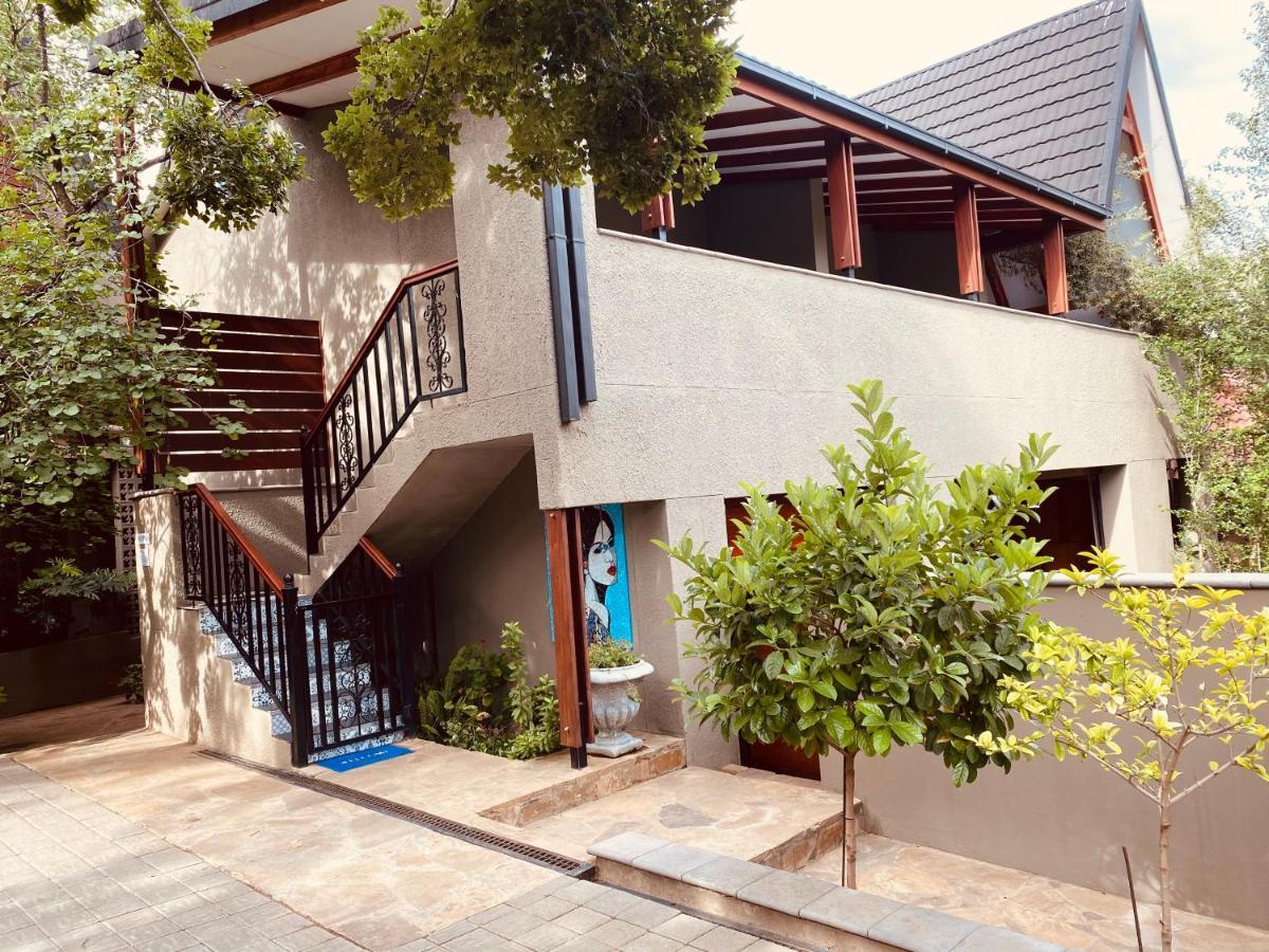 Bella Blue Guesthouse 블룸폰테인 외부 사진